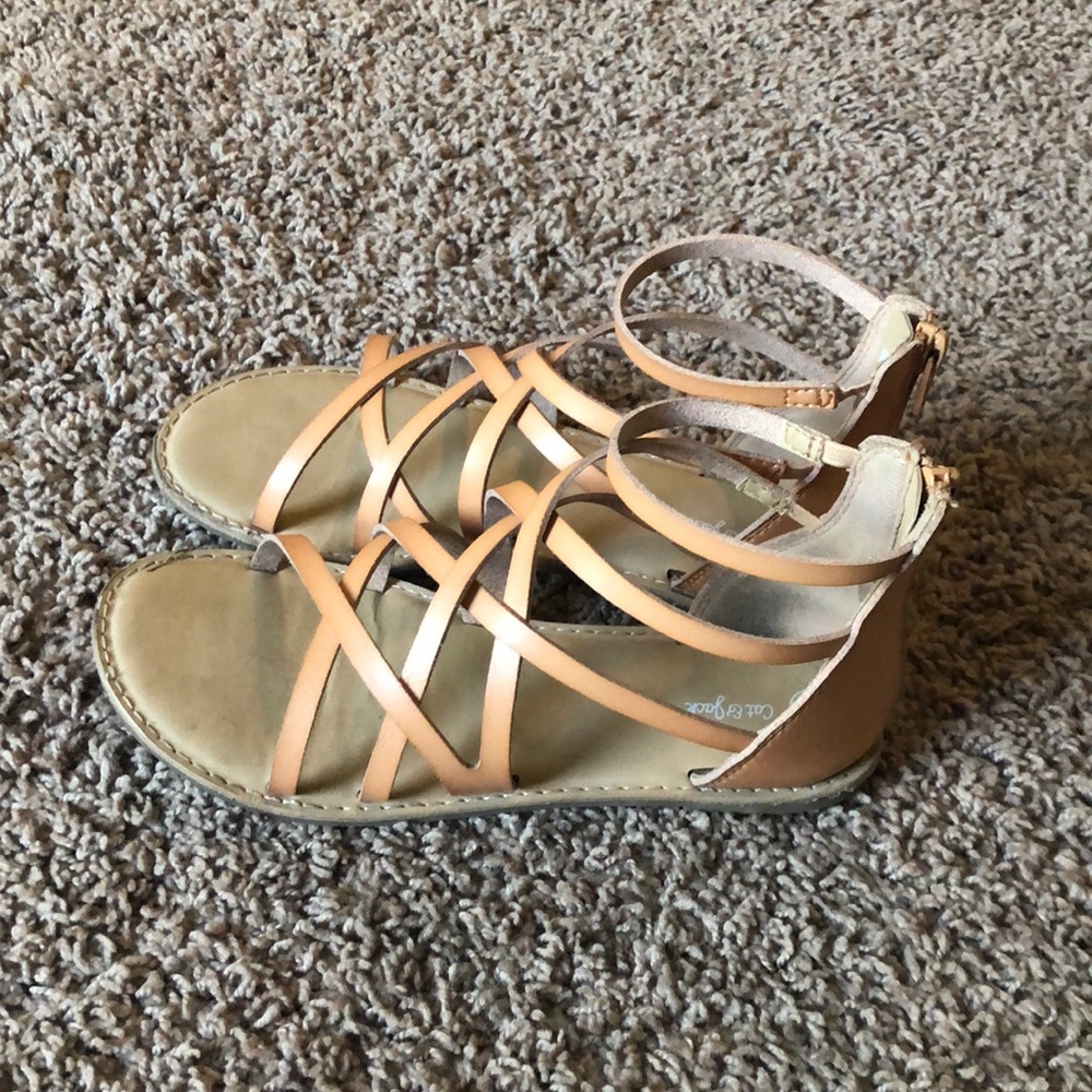 Kids sandals
